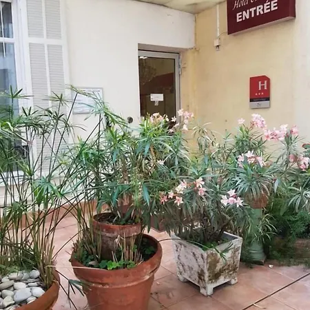 Cronstadt Hotel 3*