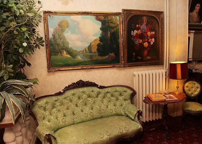 Cronstadt Hotel Niza
