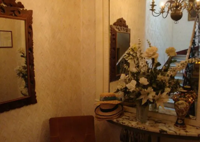 Hotel Cronstadt Niza