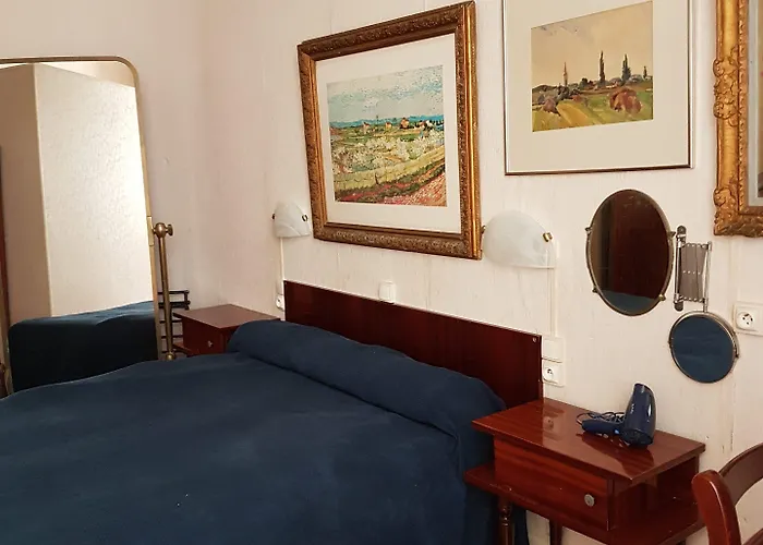 Cronstadt Hotel 3*