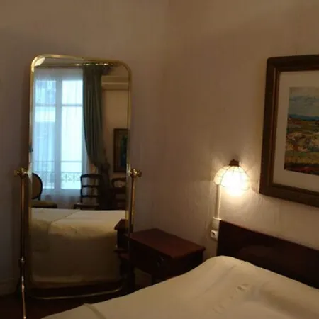 Cronstadt Hotel 3*