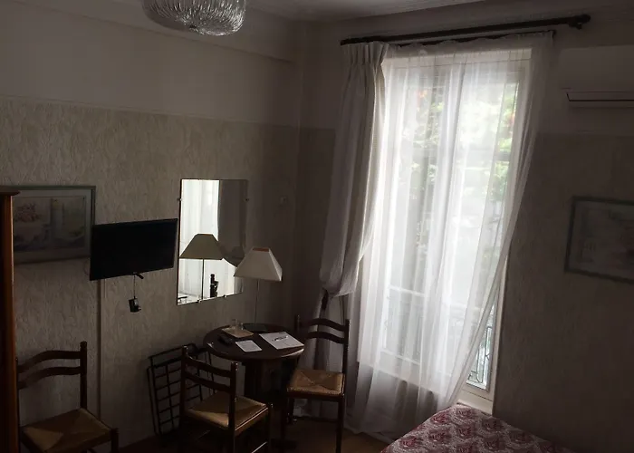 Hotell Cronstadt 3*